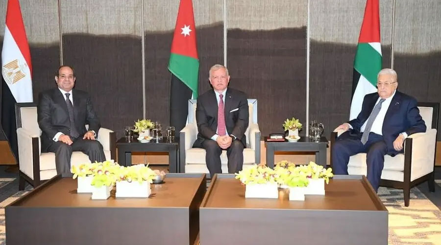 الملك والسيسي وعباس: التصدي لخطط تهجير الفلسطينيين